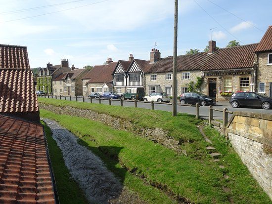 Look Gallery Helmsley